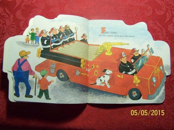 The fire engine book (A Golden book for early childhood) - Image 4