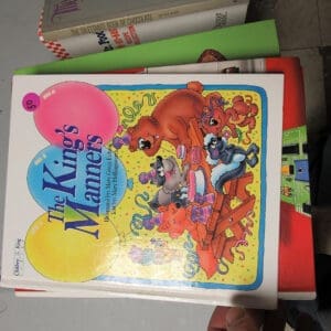 The King's Manners: A Bible Book About Courtesy (Children of the King Series)